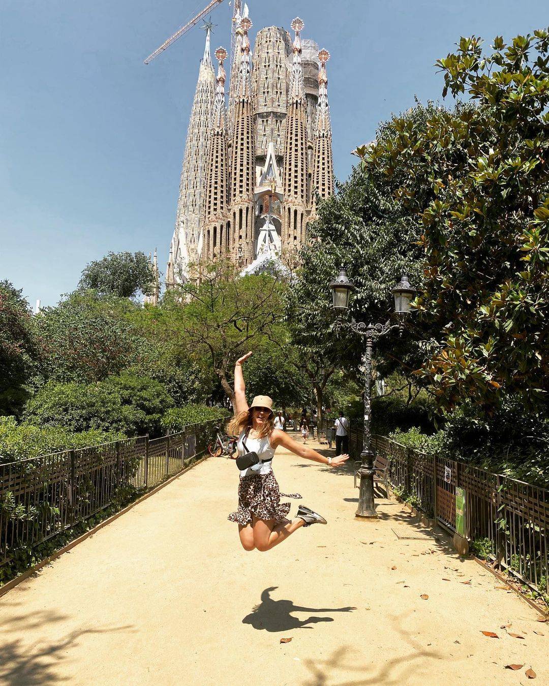 Parcul de lângă Sagrada Familia | 📸 @karo.rymarczyk