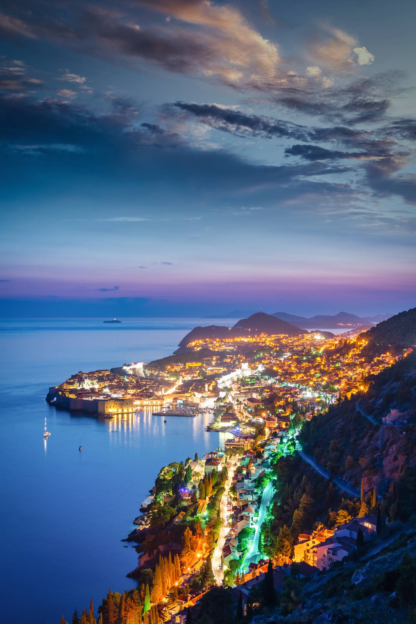 Nocna panorama miasta