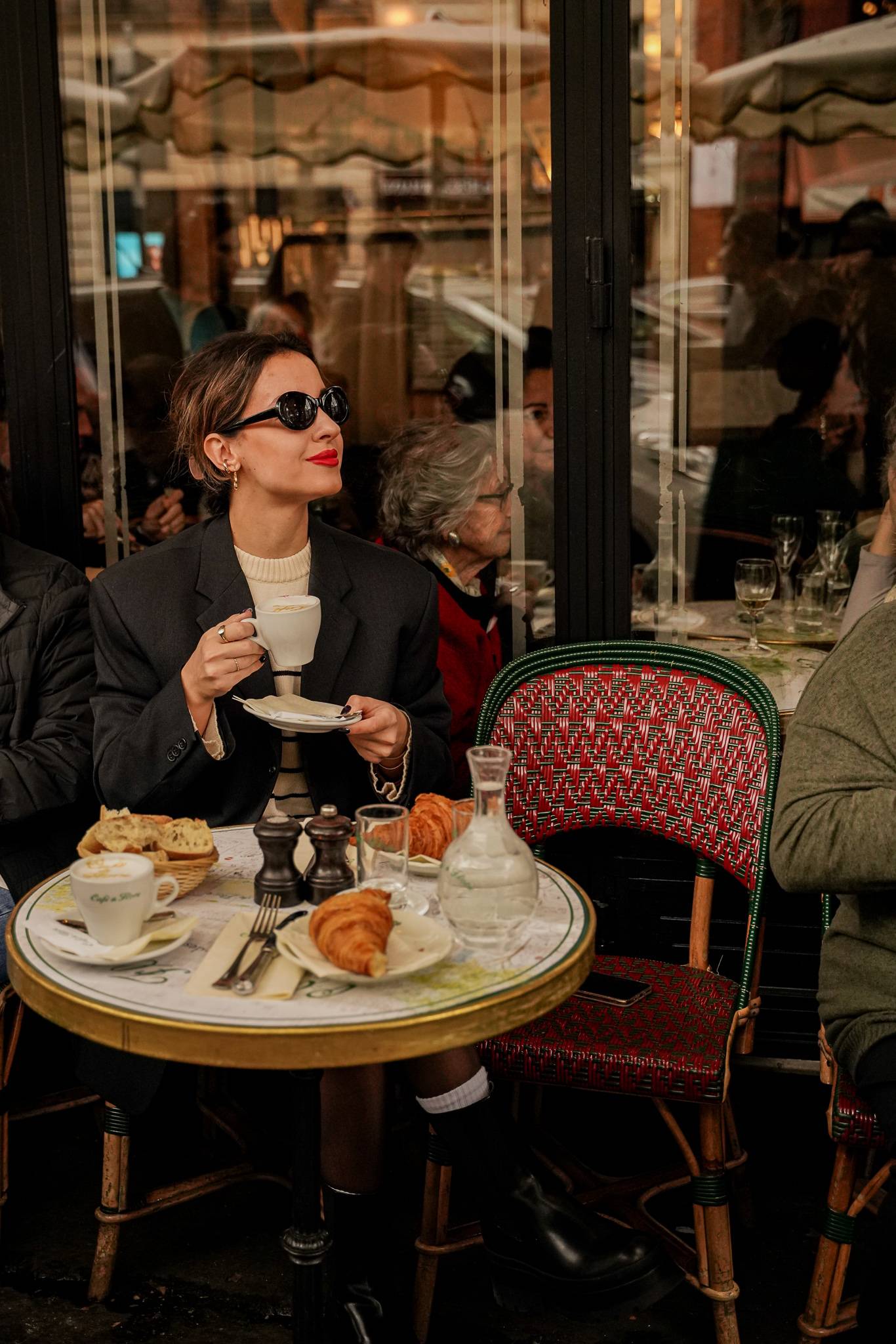 Mic dejun franțuzesc la Café de Flore | 📸 @esky
