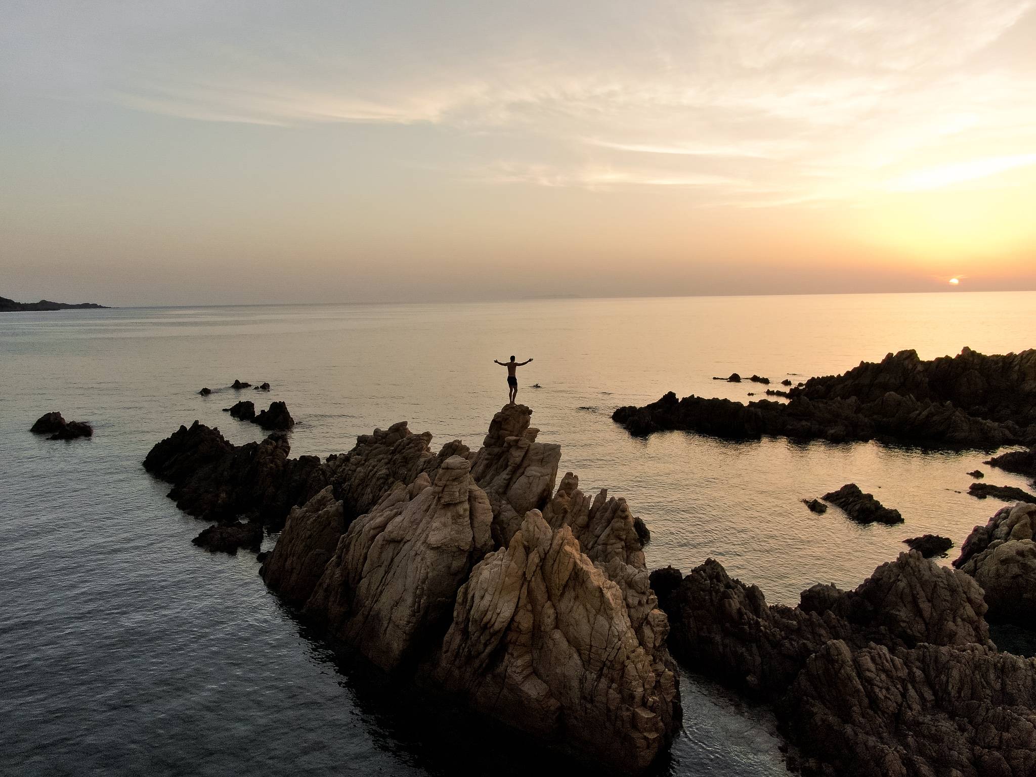 Costa Paradiso o zachodzie słońca | 📸 @esky_pl