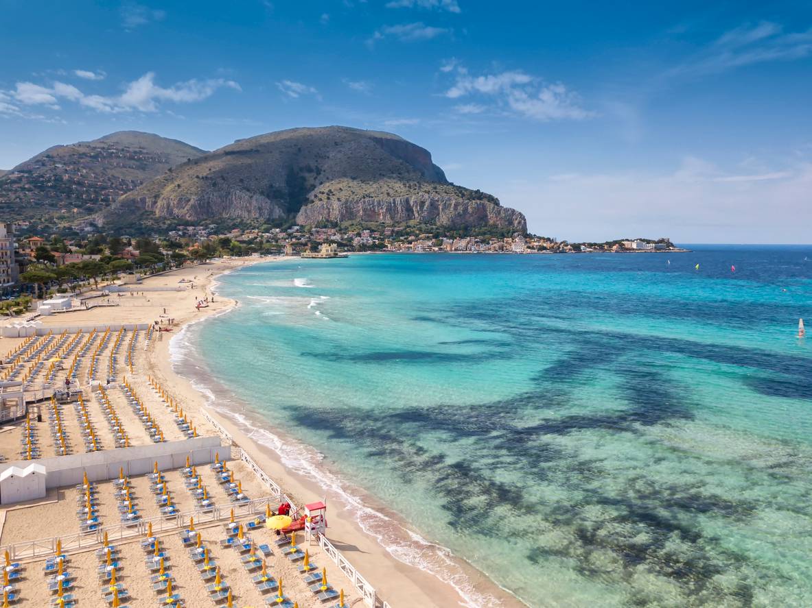 Plaża Mondello w okolicach Palermo